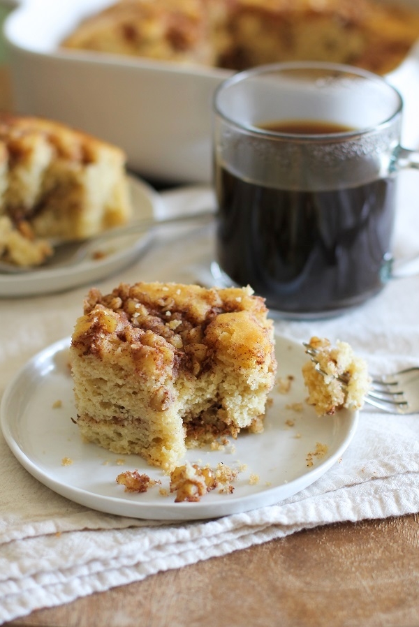 Paleo Coffee Cake - grain-free and refined sugar-free made with coconut flour, arrowroot flour, and pure maple syrup | theroastedroot.net #glutenfree #healthy #breakfast #brunch #recipe