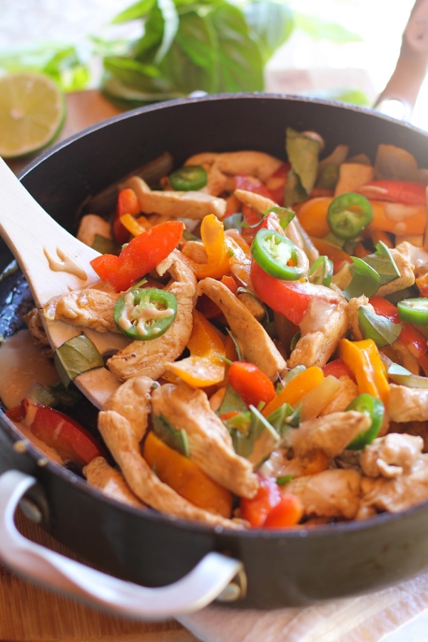 Thai Basil Chicken Stir Fry with Ginger Peanut Sauce | theroastedroot.net #recipe #healthy @roastedroot