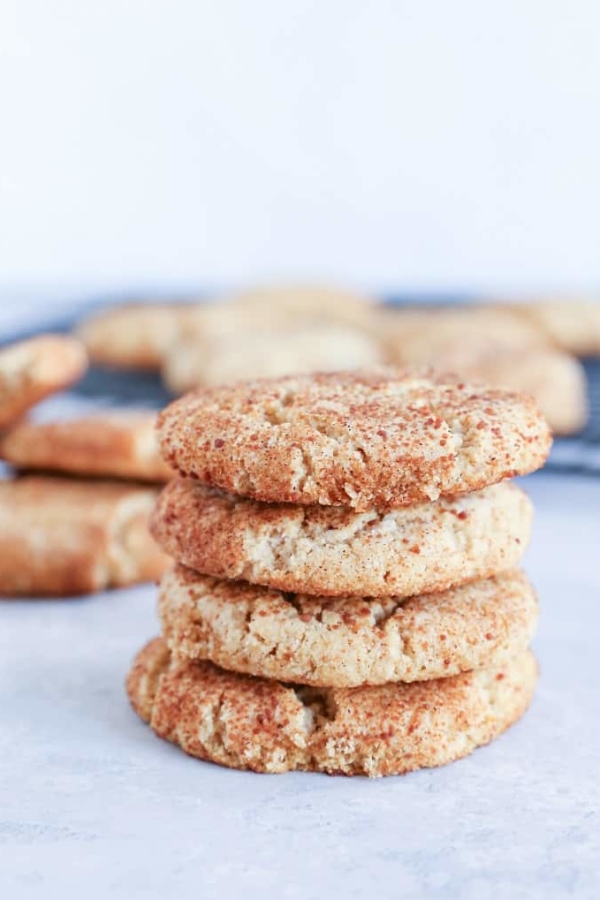 Grain-Free Snickerdoodles - refined sugar-free, dairy-free, and paleo snickerdoodles for a healthy dessert!