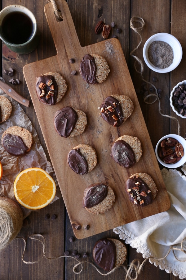 Chocolate Dipped Cardamom Orange Paleo Shortbread Cookies (vegan) - The ...