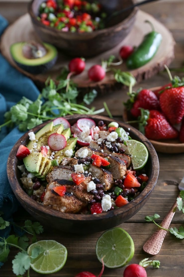 Balsamic Grilled Chicken with Strawberry Black Bean Salsa - any easy healthy gluten-free dinner recipe