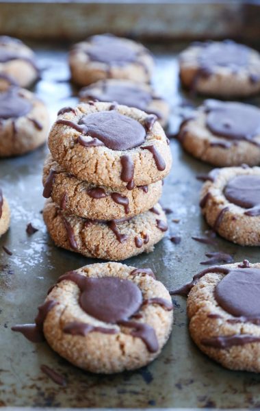 Paleo Chocolate Thumbprint Cookies (Vegan) - The Roasted Root