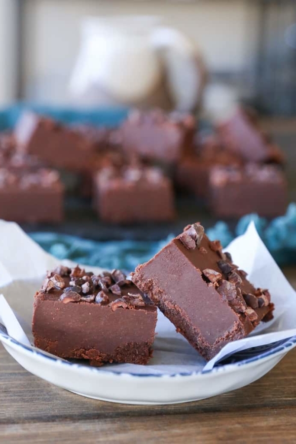 Dairy-Free Fudge (Paleo) - naturally sweetened, paleo, and easy to make, this silky smooth fudge tastes like the real deal!