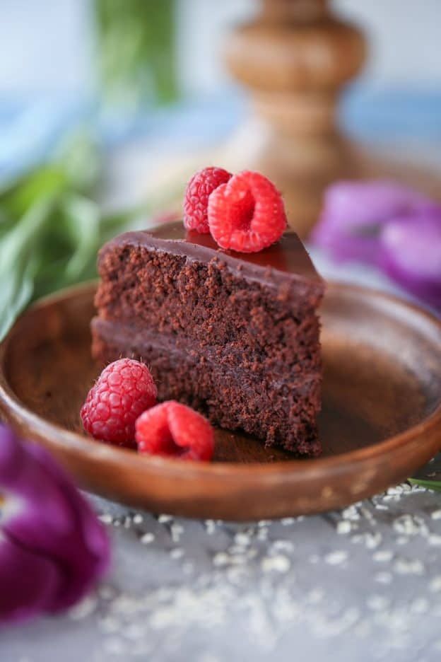 Paleo Chocolate Cake - The Roasted Root