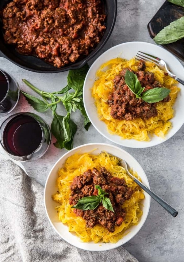 Spaghetti Squash Bolognese - an easy, nutritious low-carb, paleo weeknight meal | theroastedroot.net