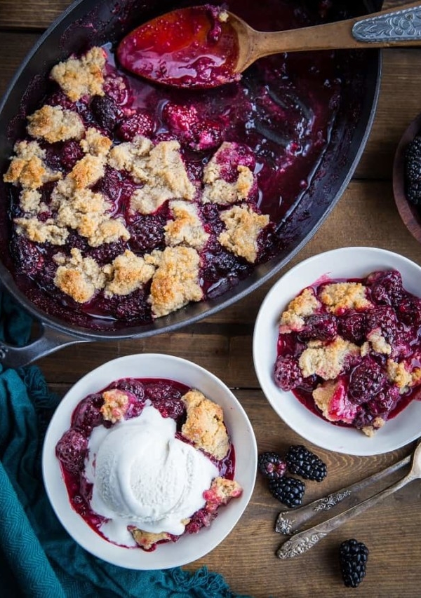 Paleo Blackberry Cobbler recipe - grain-free, refined sugar-free, dairy-free, vegan and delicious | TheRoastedRoot.net