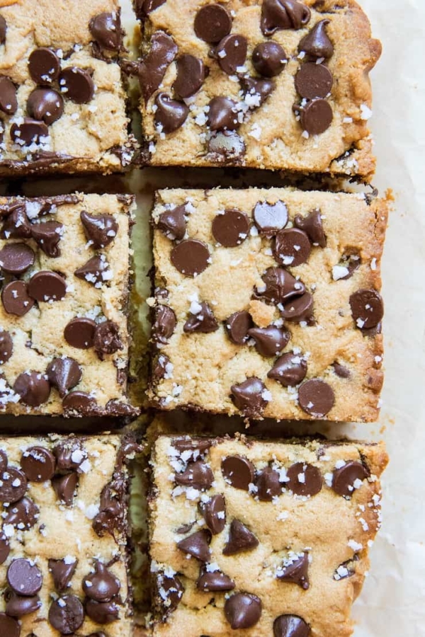 Gluten-Free Chocolate Chip Cookie Bars with sea salt - refined sugar-free, gluten-free and completely delicious | TheRoastedRoot.net