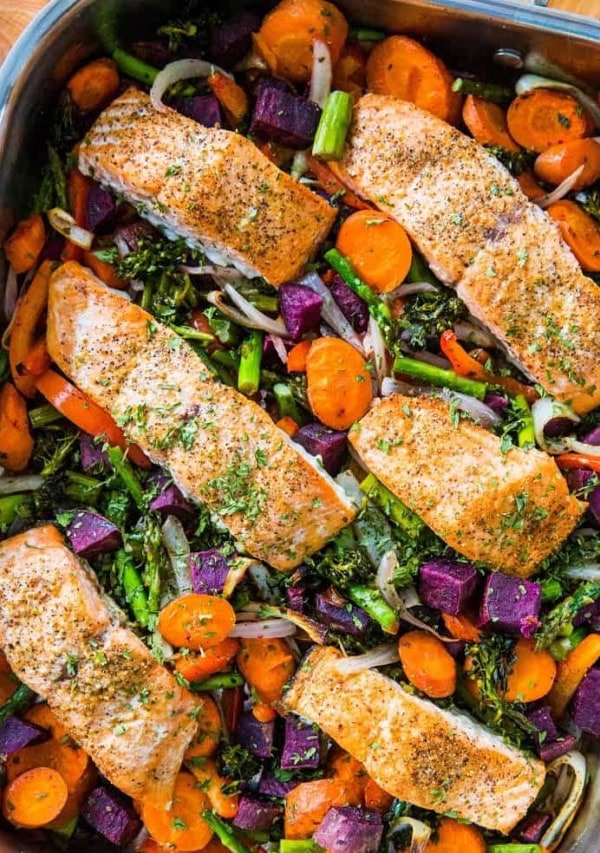 cropped-one_pan_salmon_and_vegetables_1.jpg