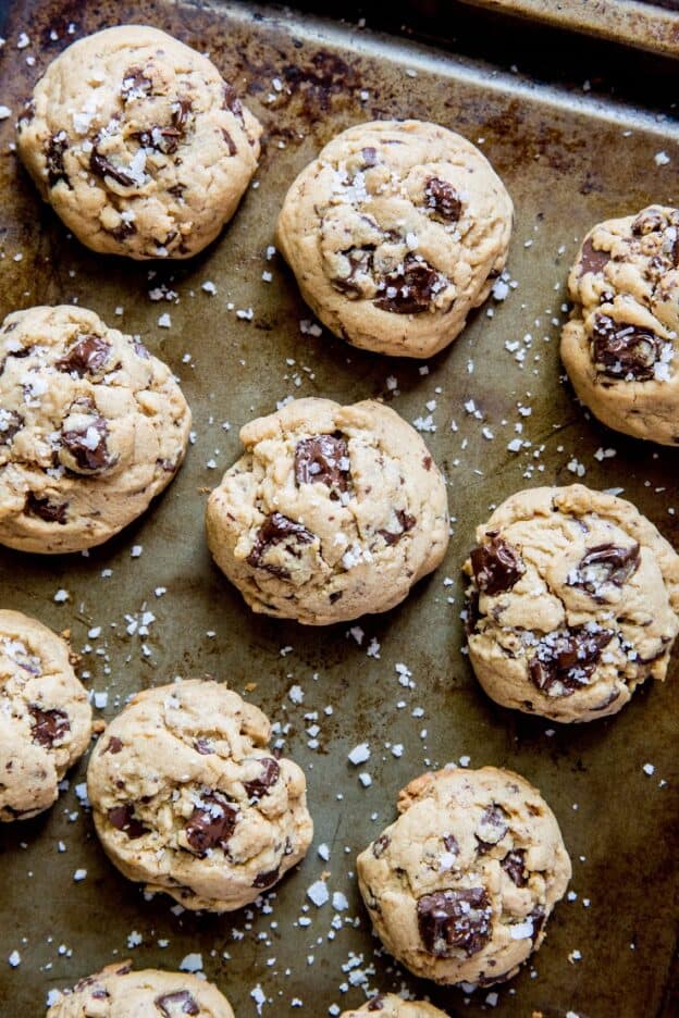 keto-chocolate-chip-cookies-the-roasted-root