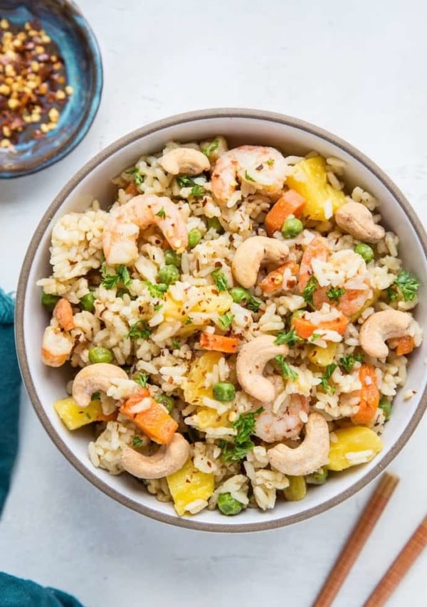 bowl of pineapple fried rice with shrimp and cashews