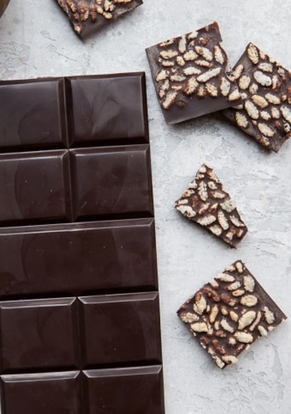 How to Make Chocolate - Homemade dark chocolate bars or milk chocolate bars using cocoa powder. Only a few ingredients needed to make homemade chocolate! Vegan, paleo, dairy-free, lots of sweetener options