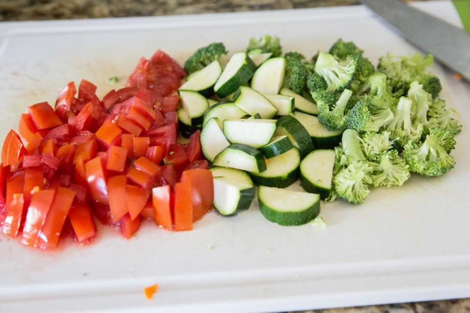 Easy Vegetable Soup Recipe (with Instant Pot and Slow Cooker Options ...