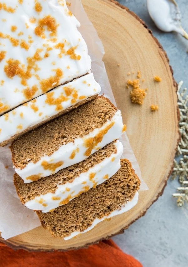 Low-Carb Gingerbread Loaf with simple sugar-free glaze - a healthier sugar-free gingerbread recipe that is keto-friendly.