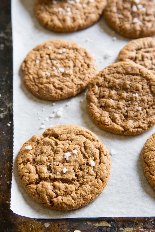 Flourless Almond Butter Cookies (paleo) - The Roasted Root