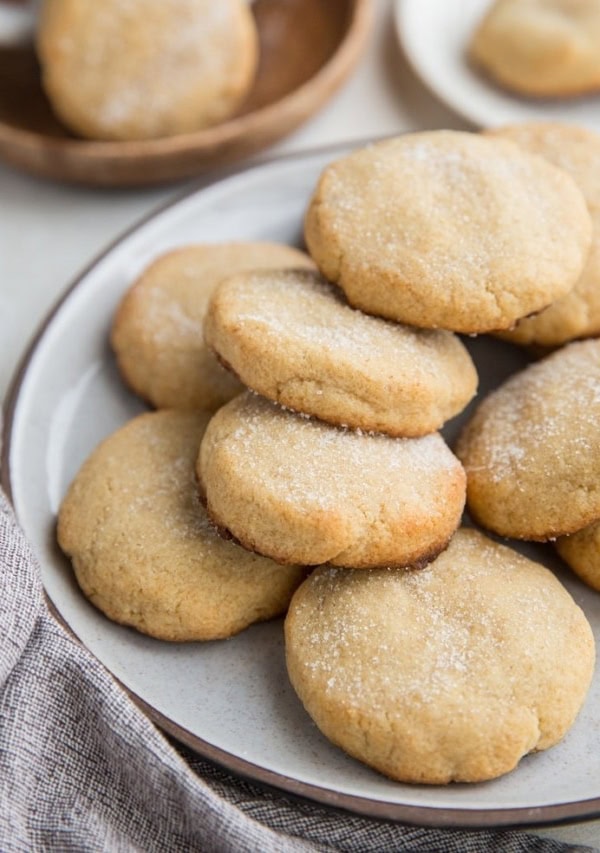 Almond Flour Keto Sugar Cookies - easy, soft and chewy