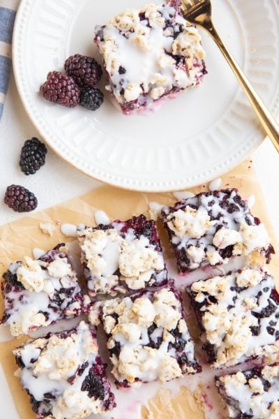 5-Ingredient Blackberry Pie Bars (Gluten-Free, Vegan) - The Roasted Root