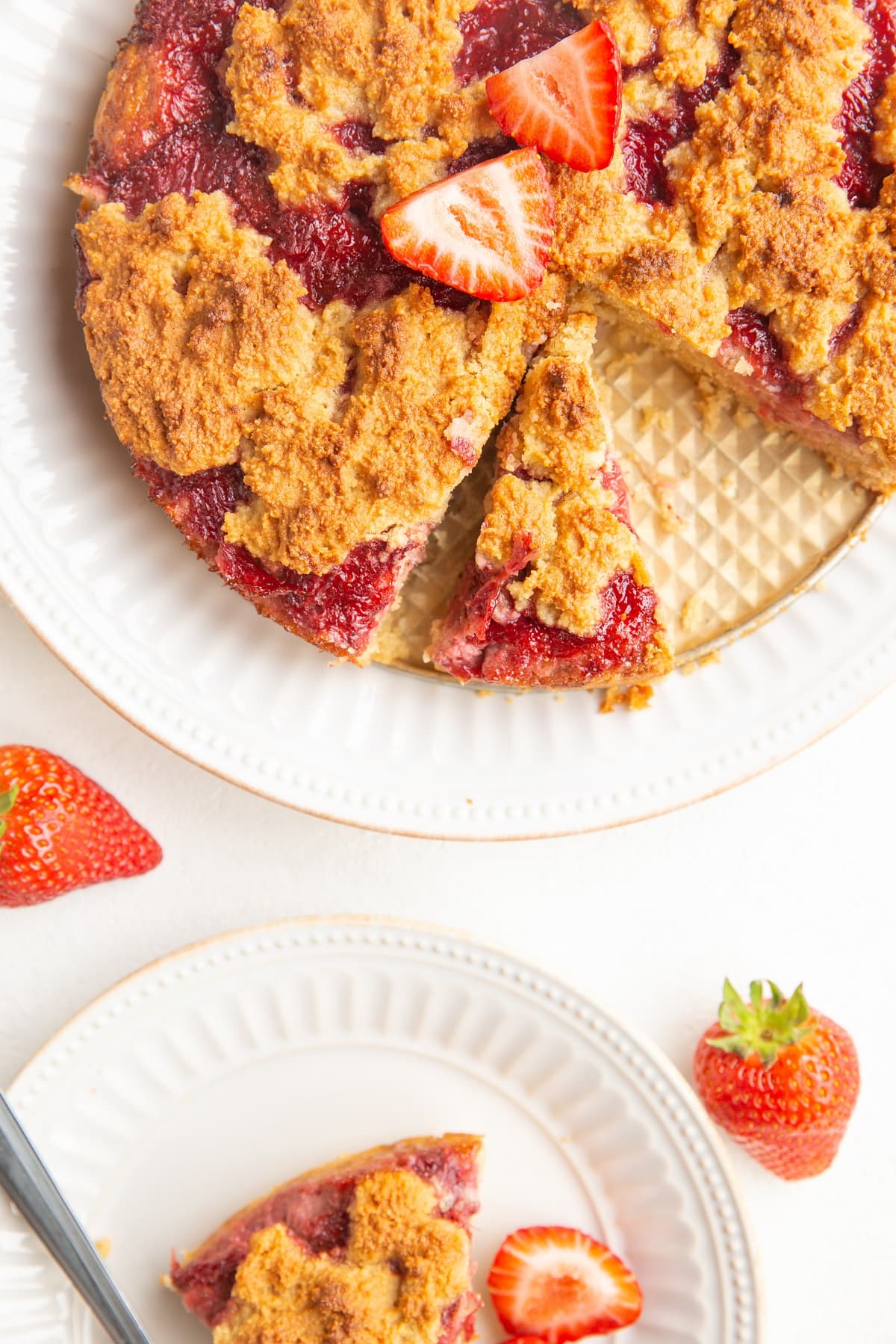 Strawberry deals crumb cake