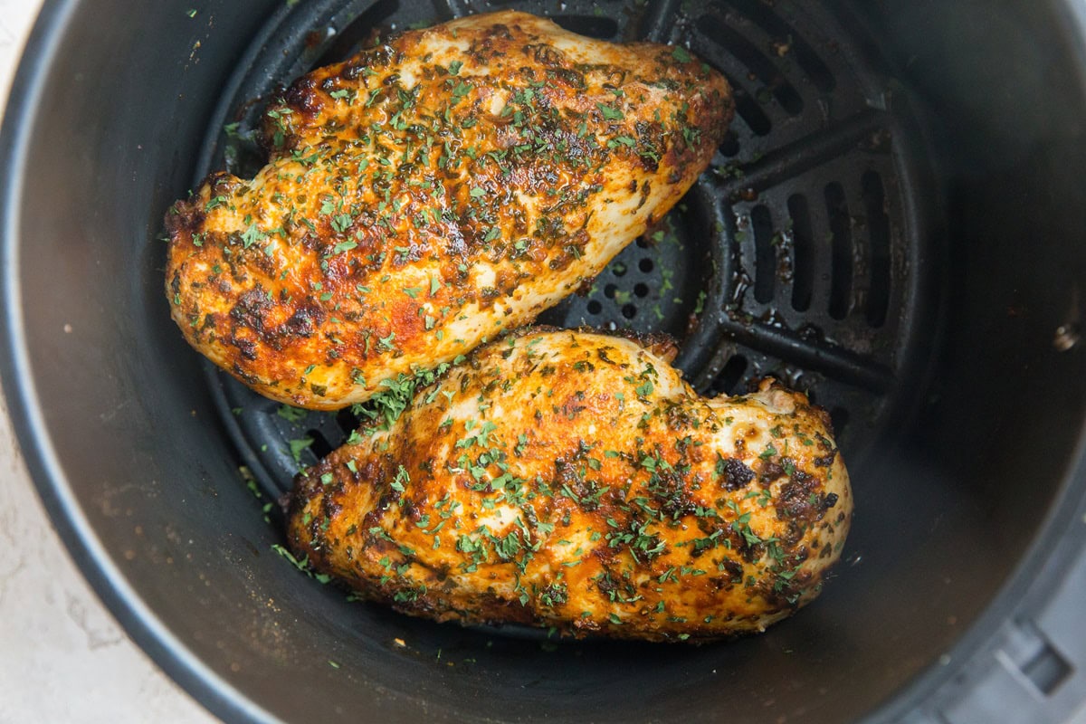 Air fryer chicken breasts in an air fryer