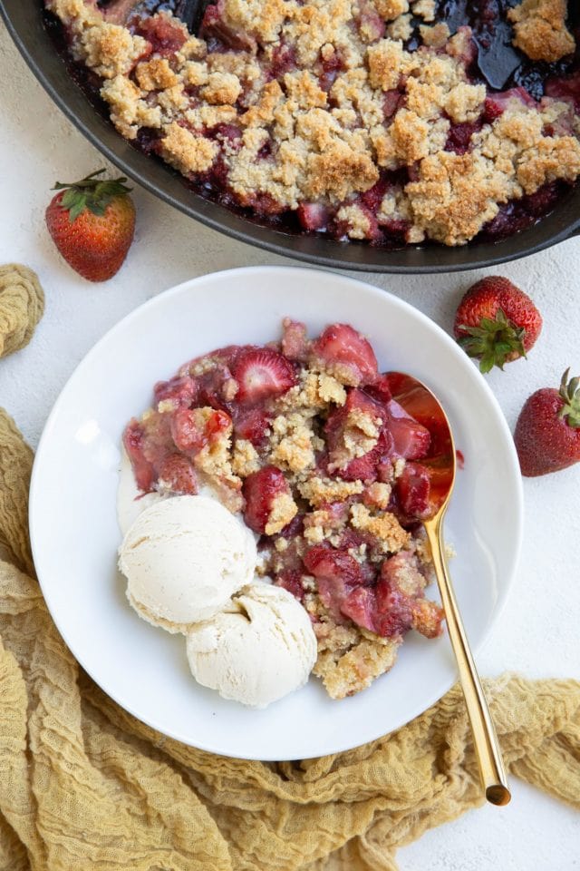 Paleo Strawberry Crumble