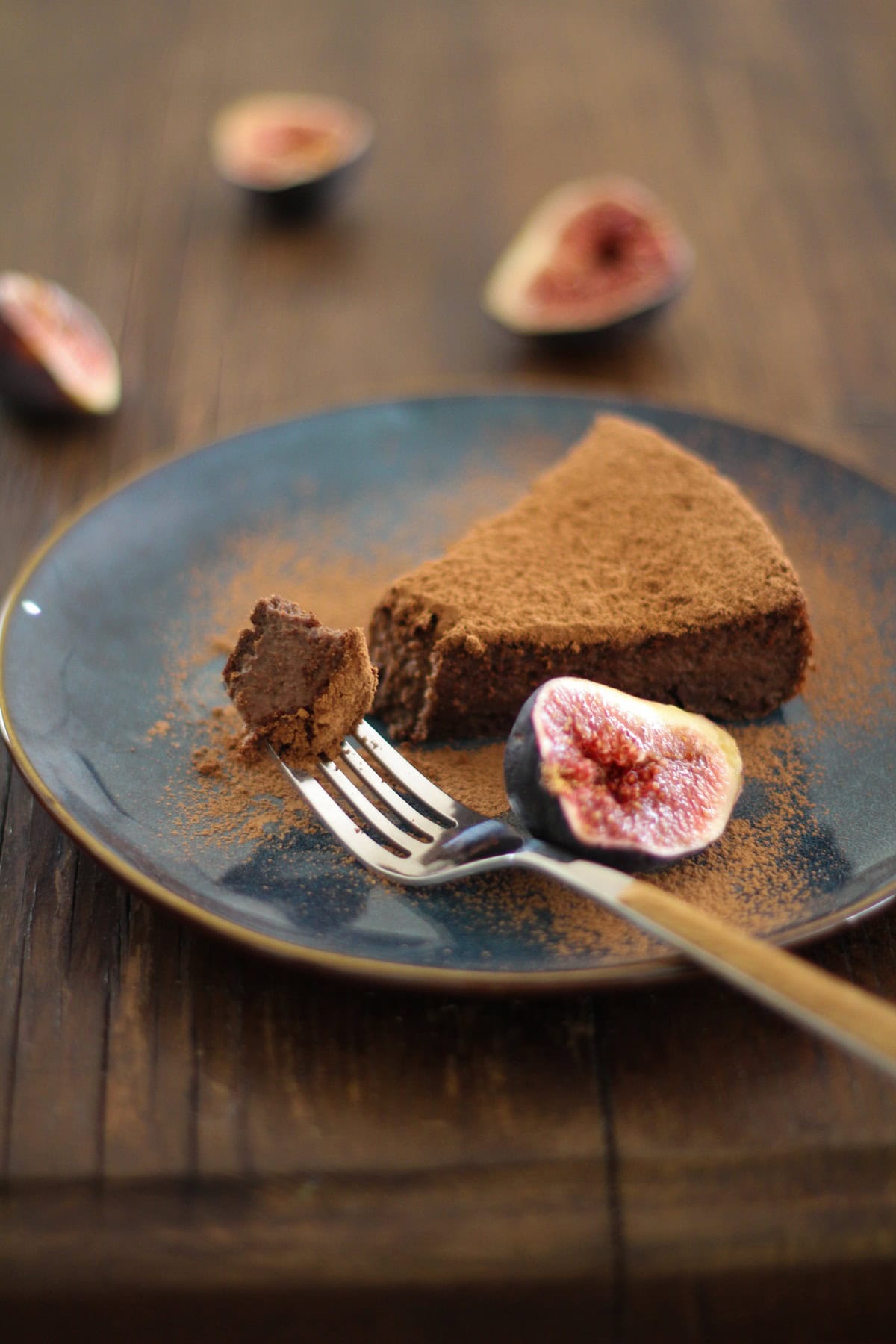 Gluten Free Chocolate Fig Cake | https://www.theroastedroot.net