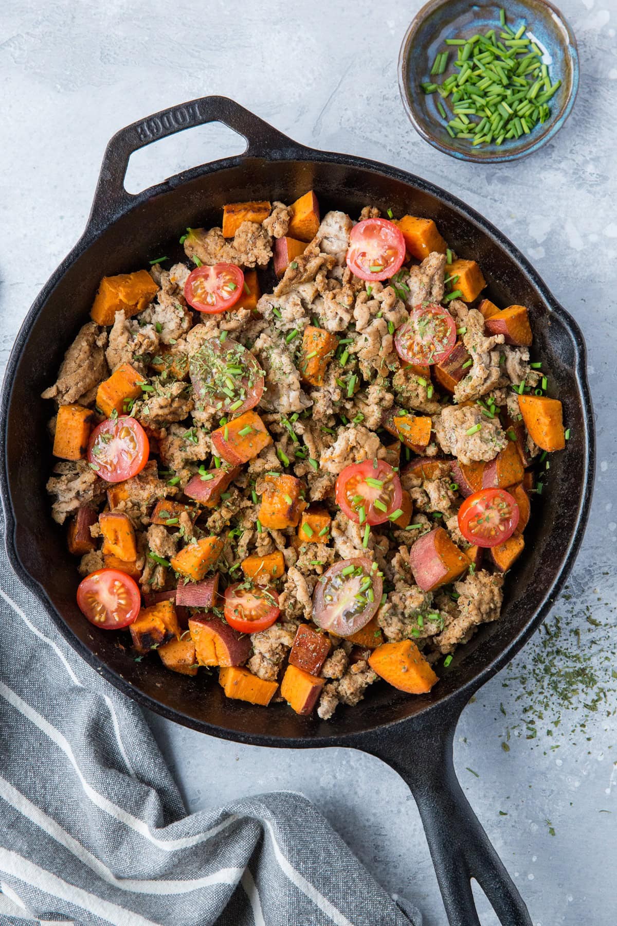 30-Minute Ground Turkey and Sweet Potato Skillet - quick, easy, paleo, keto, whole30, healthy | TheRoastedRoot.net