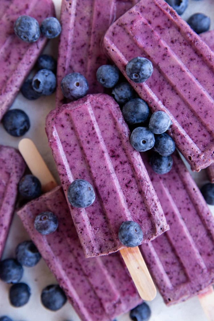 3-Ingredient Blueberry Popsicles - The Roasted Root