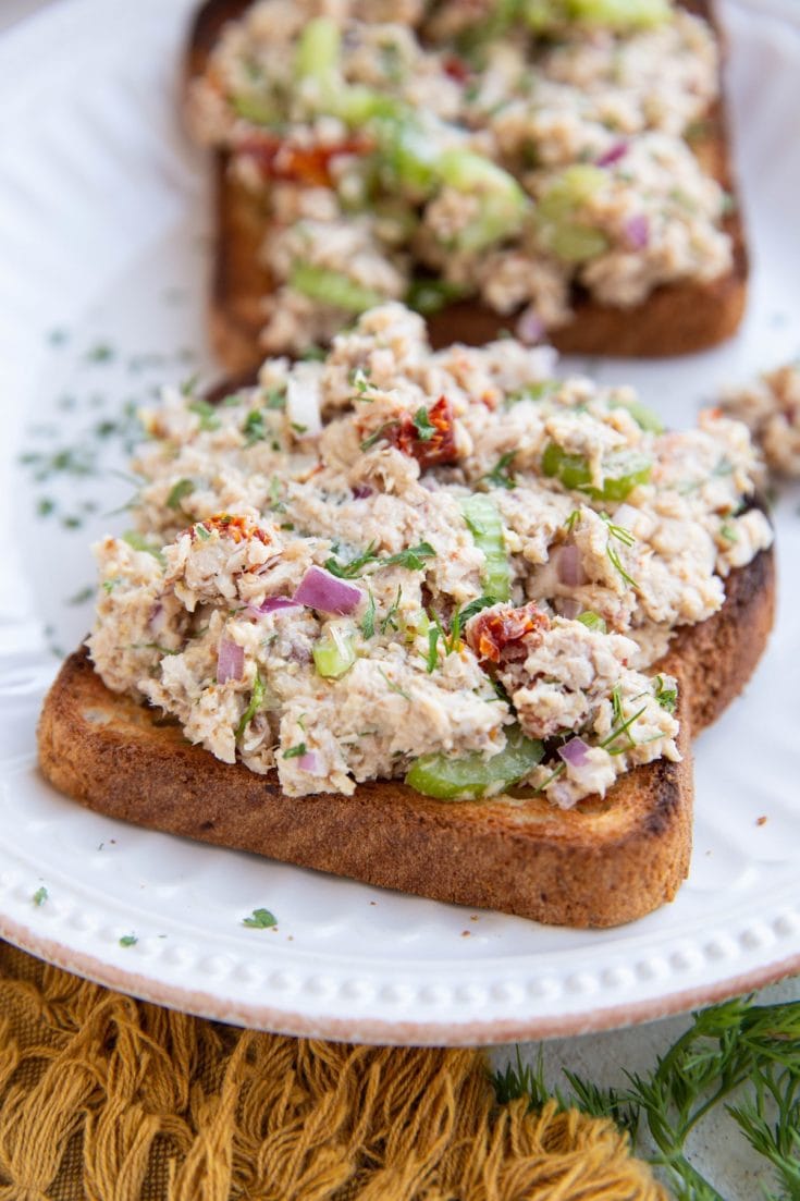 Healthy Tuna Salad With Hummus Mayo Free The Roasted Root 9497