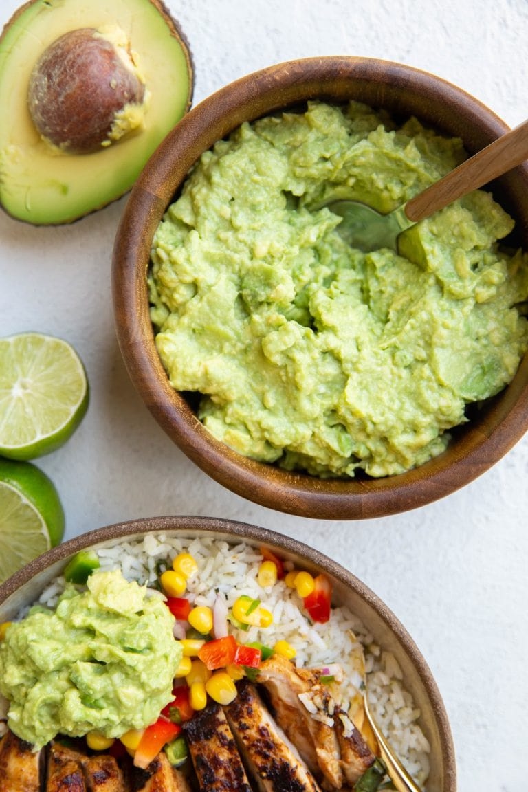 The Easy Guacamole Recipe That Wins Every Time - The Roasted Root