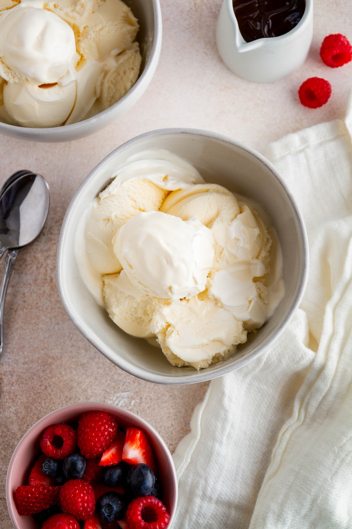 Easy 2-Ingredient Homemade Rolled Ice Cream Recipe + VIDEO