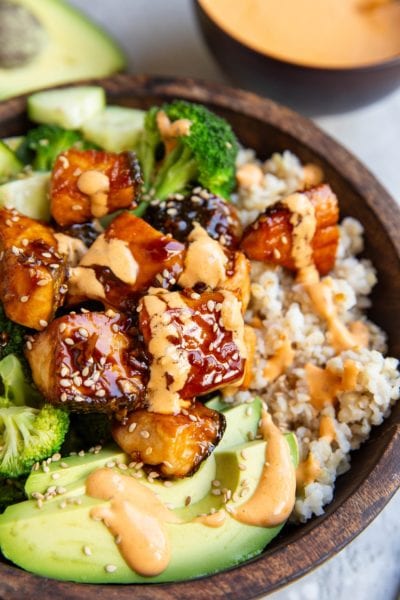 Crispy Bang Bang Salmon Bites Bowls - The Roasted Root