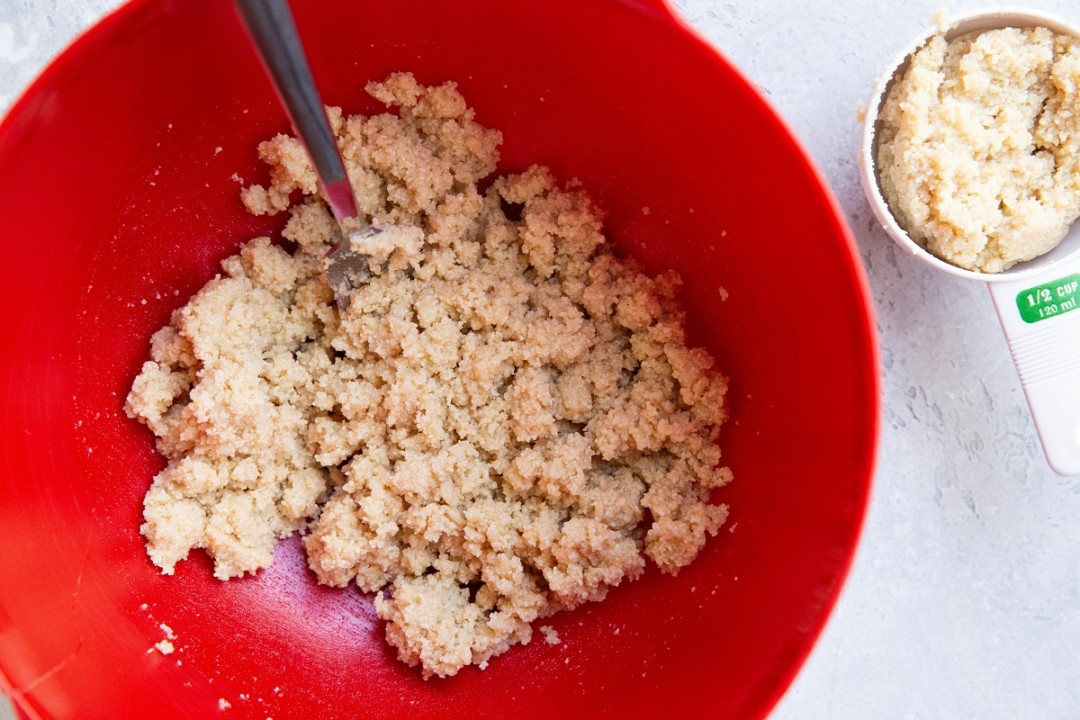 Almond Flour Blackberry Crumb Bars (Vegan, Paleo) - The Roasted Root