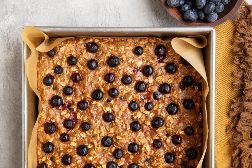 4-Ingredient Healthy Blueberry Breakfast Bars - The Roasted Root