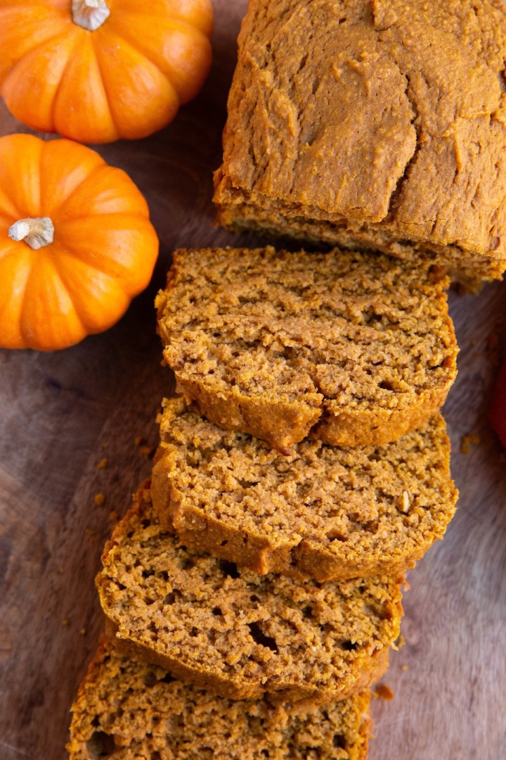 Cinnamon Swirl Pumpkin Oatmeal Bread - The Roasted Root