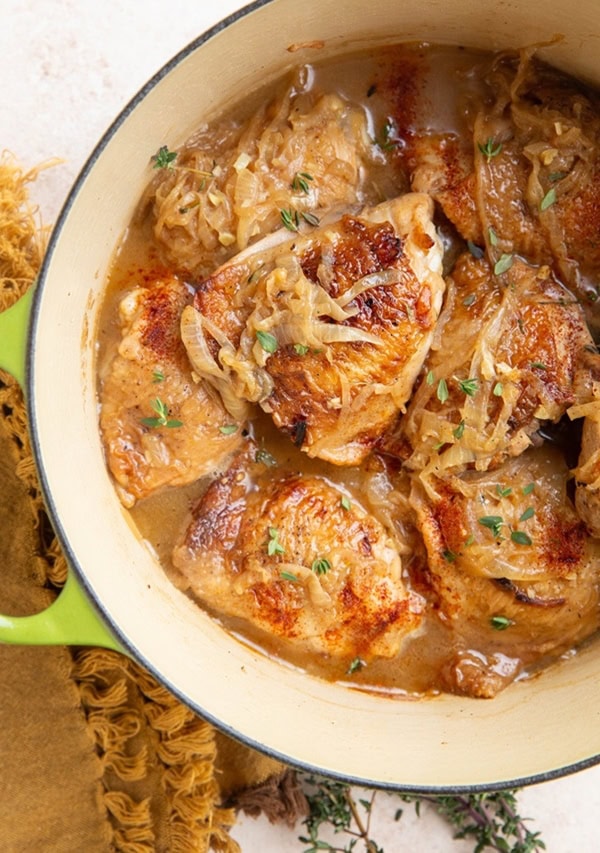 Caramelized onion chicken in a Dutch oven.