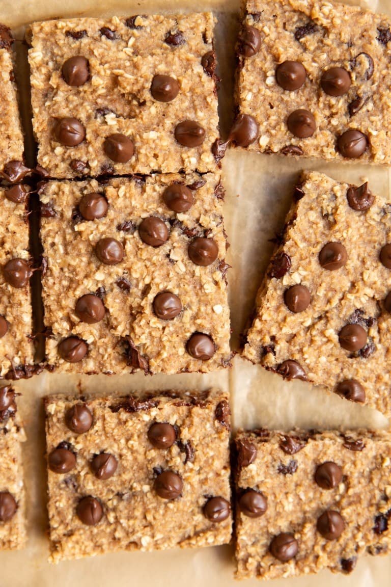 6-Ingredient Healthy Chocolate Chip Oatmeal Applesauce Bars - The ...