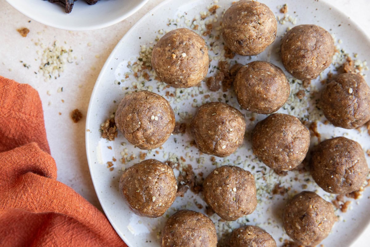 Plate of cinnamon raisin energy balls.